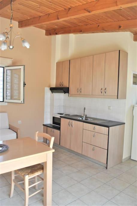 Penthouse In The Center Of Heraklion-crete/